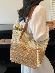 Sac cabas tissé ajouré avec coutures contrastées et lanières en cuir pour plage décontractée