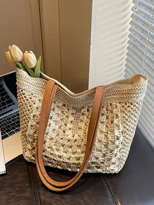 Grand sac cabas en paille au crochet avec anses en cuir marron pour vacances à la plage
