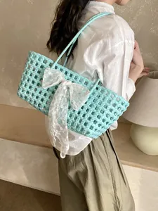 Sac à Panier Tissé pour Femmes Plastique Ajouré Fourre-Tout Avec Grand Nœud en Dentelle Style Français Doux Sacs de Voyage Plage