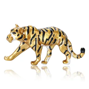 Western Fashion Alloy Tiger Brooch With Enamel Drip Oil Gold Plated Animal Pin Corsage For Men Women Zodiac Jewelry