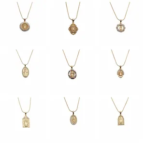 Collier Pendentif Vierge Marie en Cuivre Plaqué Or Vintage Avec Chaîne en Os de Serpent en Zircone Bijoux Religieux Femme