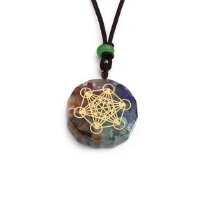 Octagon Boom des Levens Orgone hanger met Metatrons kubus en kleurrijke kristallen