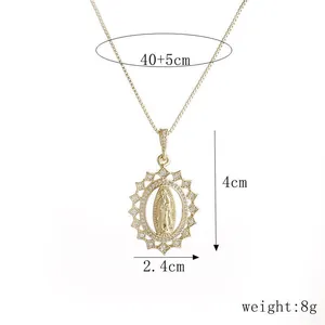 Detailed view of Virgin Mary pendant with dimensions 4x2.4cm and 40+5cm gold chain