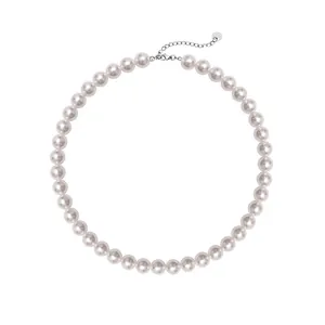 Collier de perles rondes brillantes avec fermoir mousqueton réglable en argenté