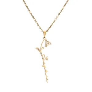 Collier personnalisé en acier doré avec pendentif prénom Sophia et délicat motif floral