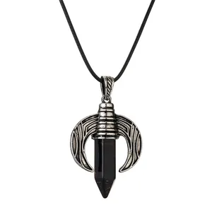 Collana luna retrò con pendente in cristallo esagonale su cordoncino nero semplice