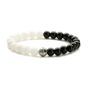 Bracelet 8mm en œil de tigre et pierre de lave avec perles noires, blanches et argentées