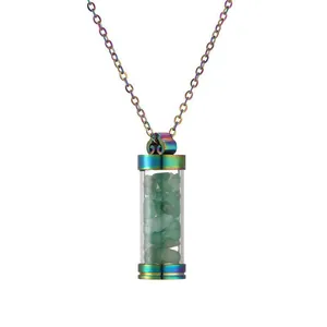 Collier flacon de parfum arc-en-ciel en acier avec pierres de cristal naturel vert
