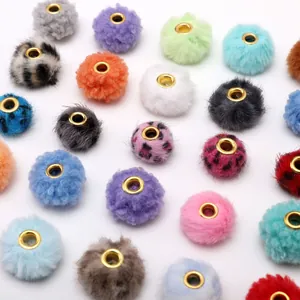 Perles Pompon en Fausse Fourrure Avec Large Trou Métallique Polyester Perles en Vrac pour Bricolage Bracelet Collier Bijoux de Téléphone