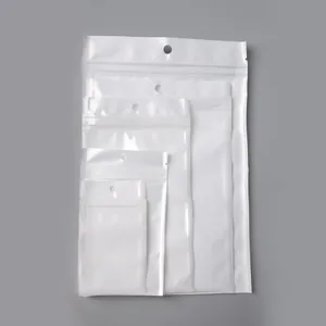 Sachets à fermeture éclair nacrés de tailles variées avec trou de suspension pour bijoux