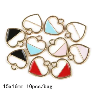 Κοντινό πλάνο με σμάλτο καρδιά 15x16mm σε πέντε χρώματα για χειροποίητα κοσμήματα
