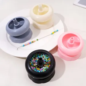 Kit de bol à perles manuel pour bijoux DIY avec quatre bols colorés et des aiguilles