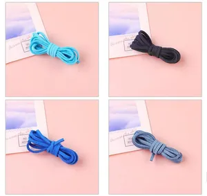 Detail von 3mm Wildlederimitat-Schnüren in Blau und Schwarz für DIY-Schmuck