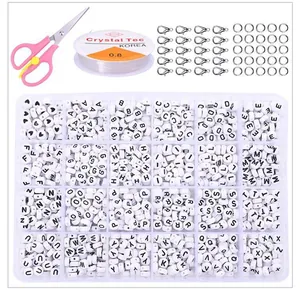 Kit de joyería DIY de 24 compartimentos con cuentas de letras y accesorios para pulseras