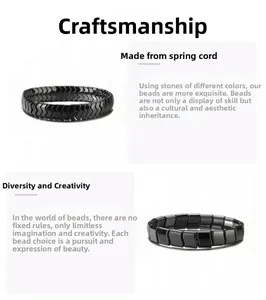 Détail de bracelets élastiques en hématite avec perles en flèche et formes courbées