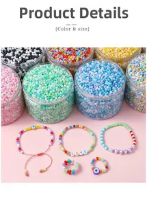 Kit perles de rocaille colorées en pots avec bracelets d'amour faits main en détail