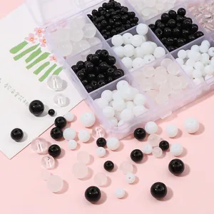 Kit de création de bijoux avec perles en verre noir et blanc en boîte de rangement