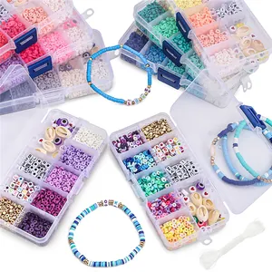 Kit creazione gioielli con perle in argilla 4mm, lettere e accessori in scatole 10 vani