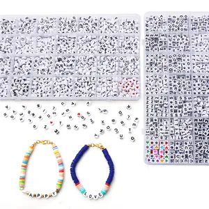 Kit de perles alphabet DIY avec boîtes et bracelets de perles faits main colorés
