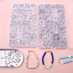 Kit de perles alphabet DIY avec organisateurs 24 grilles pour créer des bracelets faits main