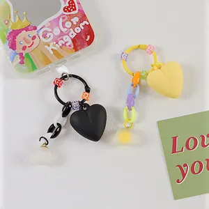 Portachiavi a cuore opaco con catenelle colorate e perline sorridenti per borse