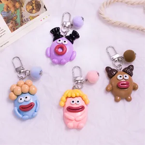 Porte-clés Monstre Bouche en Saucisse Dessin Animé Mignon Drôle Moche Poupée Pendentif de Sac Résine Avec Boule de Peluche Cadeau Femme