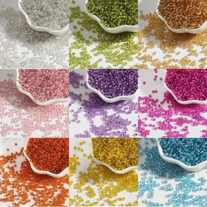 Bunte 2mm-4mm silberne Glasperlen in verschiedenen Farben für DIY-Schmuckherstellung