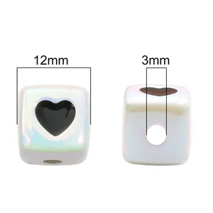 Perle carrée en acrylique irisé 12mm avec cœur pour bijoux DIY, trou de 3mm