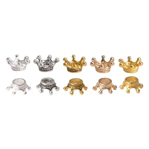 Set di perline a corona in lega in cinque colori metallici per creazione gioielli fai-da-te