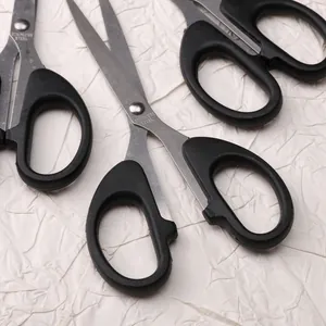 Ciseaux polyvalents en acier inoxydable pour bureau et couture avec poignée noire