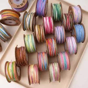 Buntes Polyester-Baumwollgarn mit Golddraht für DIY-Schmuck und Handarbeitsprojekte