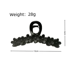 Pince à cheveux fleur noire mate pour femme, taille 13cm x 6cm, 28g en résine de qualité