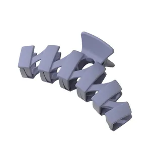 Classic lavender matte wavy hair claw clip with geometric zigzag design for women