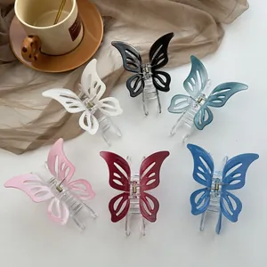 Korean Style Butterfly Hair Claw Clip Hollow Gradient Plastic Hair Catch Clip Minimalist Elegant Hair Accessories For Women