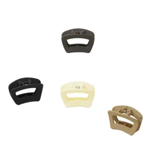 Minimalistische matte Trapez-Haarklammern in Schwarz, Braun, Cremeweiß und Khaki