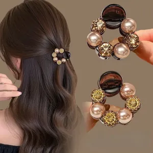 Vintage Runder Harz Haargreifer Clip Mit Eleganten Kunstperlen Und Funkelnden Strasssteinen Modisches Haar Accessoire Damen