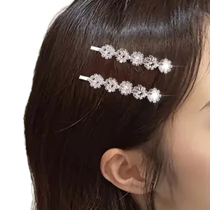 Damen Legierung Strass Gänseblümchen Haarnadeln Elegant Einfach Mode Haarspangen Haarnadeln Täglich Kopfschmuck Zubehör
