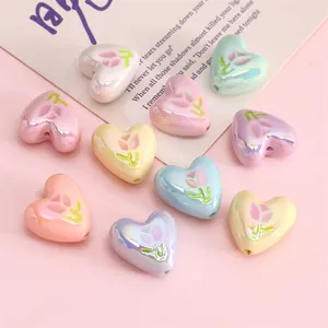 Künstliche Perles en Acrylique Iridescent Cœur et Rond Fleur de Tulipe Breloques Nacrées pour Fabrication de Bracelets et Colliers Faits à la Main DIY Femme