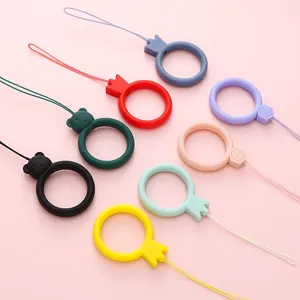 Dragonnes de téléphone en silicone avec breloques ours et couronne en huit couleurs mates