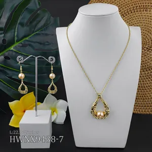 Detailansicht des Hawaii-Schmucksets mit Champagner-Muschelperlen und 22,5-Zoll-Kette