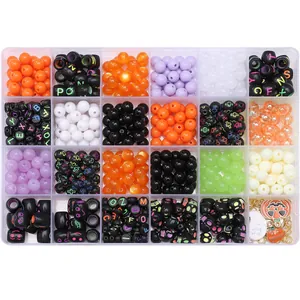 Halloween Perlen-Set in 24-Gitter-Box mit Acrylperlen und Legierungsanhängern für DIY