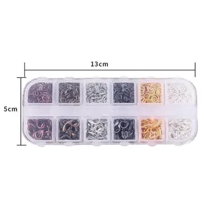 Kit de création bijoux 12 grilles avec anneaux et fermoirs en boîte de 13cm x 5cm