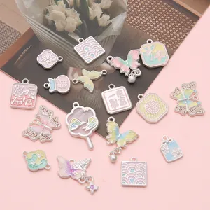 Colgantes de Aleación Esmaltada de Mariposa Flor Abanico Estilo Chino Amuletos de Bendición Para Creación de Joyas DIY Pulsera Collar