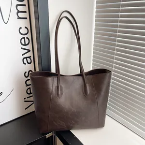 Women's Retro PU Leather Tote Bag Large Capacity Underarm Shoulder Bag Minimalist Commuter Fashion Solid Color Handbag Purse