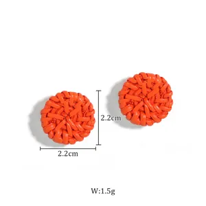 Handgefertigte orange gewebte runde Ohrstecker 2,2cm Durchmesser leichte 1,5g Sommer-Schmuck