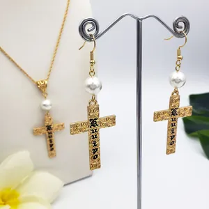 Hawaïaanse Kuuipo Kruis Sieradenset Verguld Legering Imitatie Kunstparel Ketting Oorbellen Gotische Letter Hanger Voor Vrouwen Cadeau