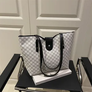 Large capacity white tote bag with black M monogram pattern for stylish daily commuting