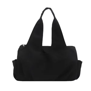 Borsa tote nera minimalista in tela con ampie spalline per il pendolarismo quotidiano