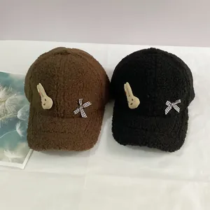 Casquettes de baseball d'hiver en laine d'agneau avec écussons lapin et nœuds
