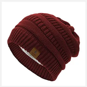 Burgundy star patch knit beanie with warm fleece lining for winter outdoor skiing